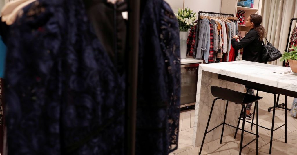 Rent the Runway follows the trend – Reuters