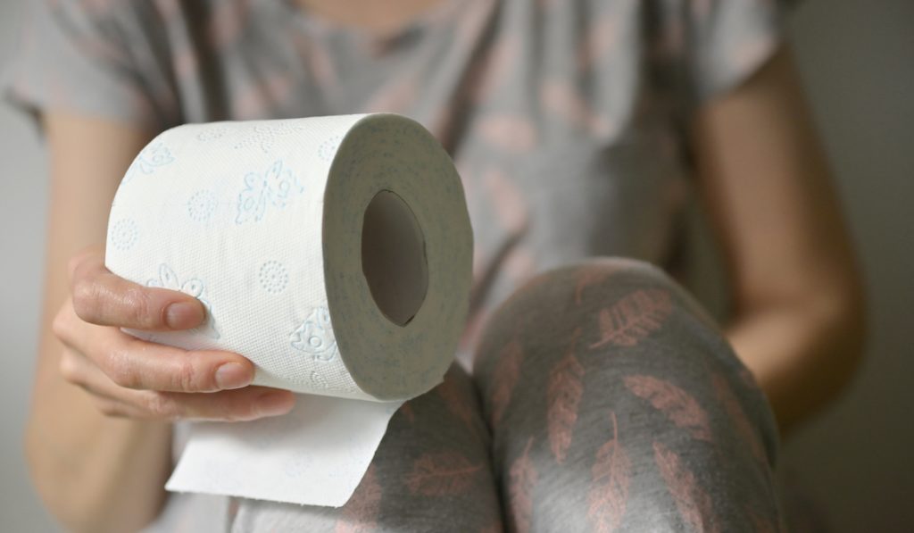 How Long It Takes You to Poop After Eating Can Tell You a *Ton* About Your Gut—and Overall—Health – Well+Good