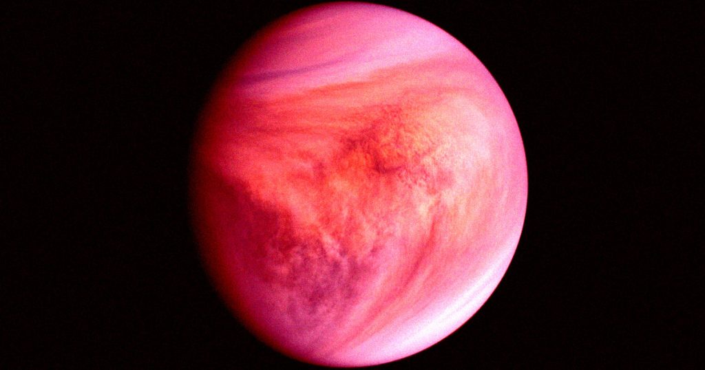 Scientists Stumped by Mysterious Flashes of Light on Venus – Futurism