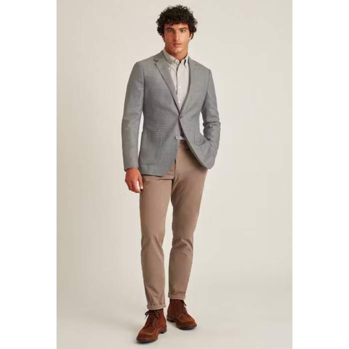 Bonobos’ Iconic Blazer That’s a ‘Great Value’ and ‘Makes You Look Awesome’ Is $100 Off for Labor Day