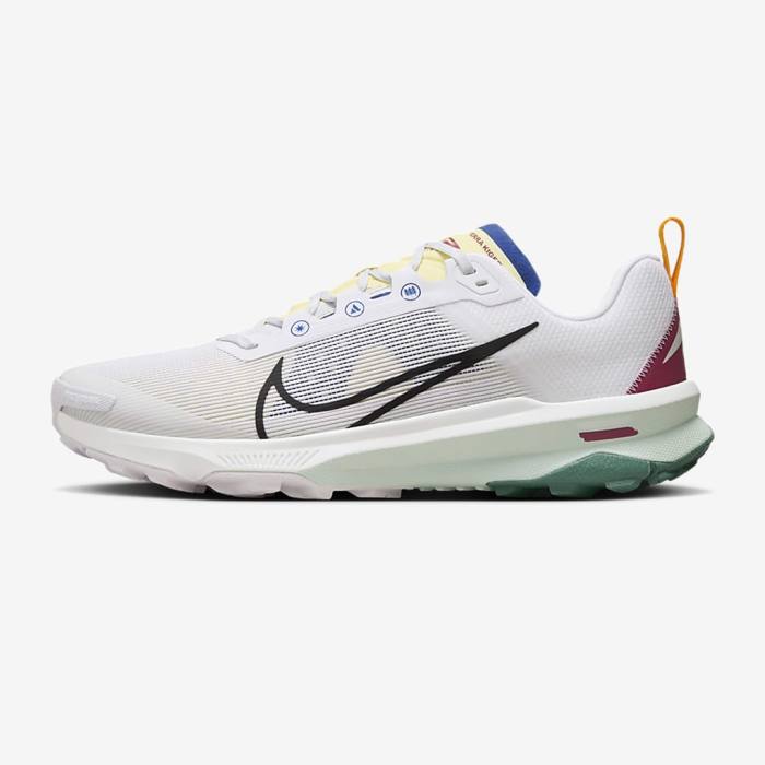 Nike’s ‘Very Grippy’ Trail Running Shoe That ‘Feels Great on All Surfaces’ Is Over $60 Off Right Now